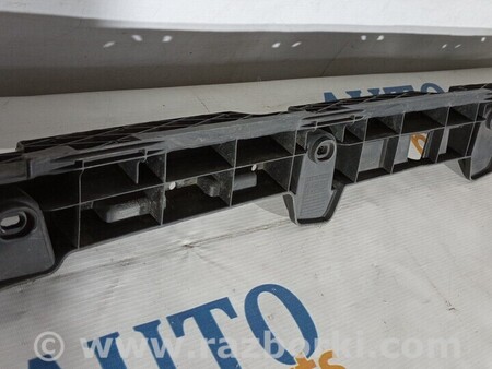 ФОТО Кронштейн заднього бампера центральний для Volkswagen Passat CC (01.2012-12.2016) Киев