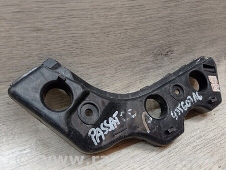 ФОТО Кронштейн кріплення направляюча бампера переднього права Тайвань для Volkswagen Passat CC (01.2012-12.2016) Киев