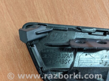 ФОТО Накладка форсунки омывателя фары передней для Volkswagen Passat CC (01.2012-12.2016) Киев