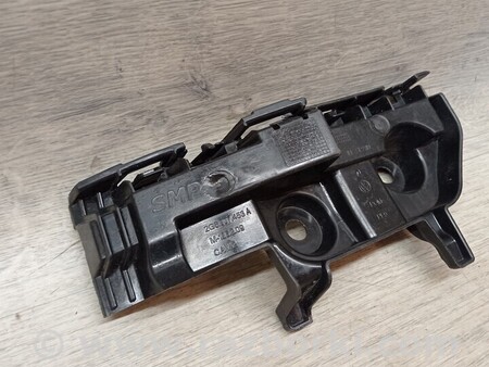 ФОТО Кронштейн кріплення направляюча заднього бампера лівий для Volkswagen Polo Киев