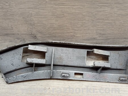 ФОТО Кронштейн кріплення направляюча переднього бампера правий для Volkswagen Polo Киев