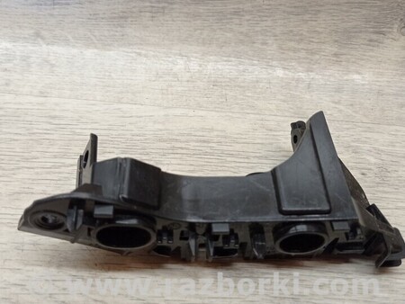 ФОТО Кронштейн кріплення направляюча переднього бампера правий для Volkswagen Polo Київ