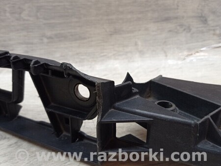 ФОТО Кронштейн кріплення направляюча фари правий Деф для Volkswagen Polo Киев