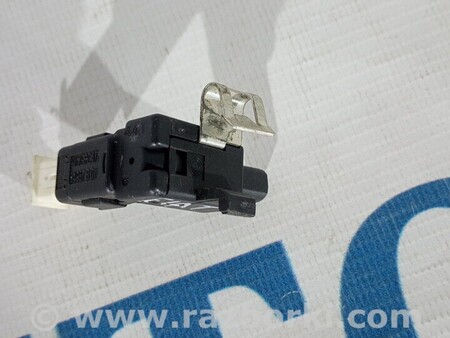 ФОТО Кнопка вмикання ручного гальма для Fiat Punto Киев