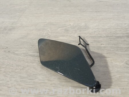 ФОТО Заглушка бампера буксировочного крюка передняя для Audi (Ауди) Q2 Киев