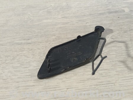 ФОТО Заглушка бампера буксировочного крюка передняя для Audi (Ауди) Q2 Киев