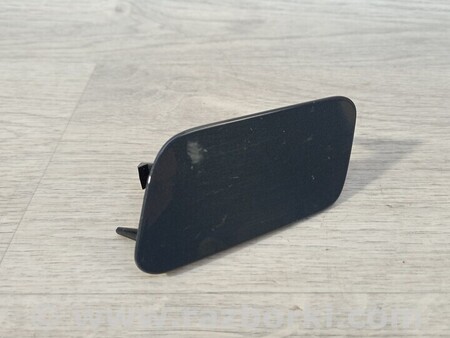 ФОТО Ліва заглушка омивача фари переднього бампера для Audi (Ауди) Q2 Киев