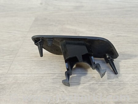 ФОТО Ліва заглушка омивача фари переднього бампера для Audi (Ауди) Q2 Киев