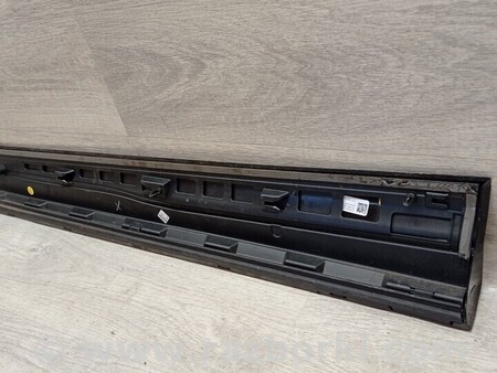 ФОТО Молдинг двери передней правой для Audi (Ауди) Q2 Киев