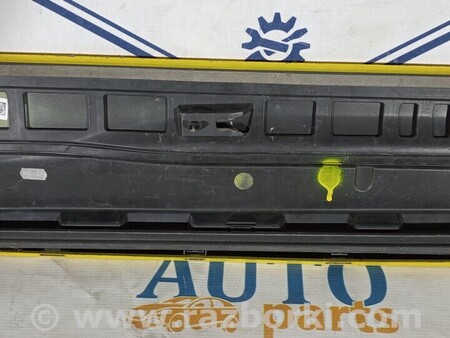 ФОТО Молдинг двері задньої лівої для Audi (Ауди) Q2 Киев