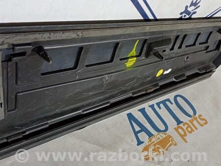 ФОТО Молдинг двері задньої лівої для Audi (Ауди) Q2 Киев