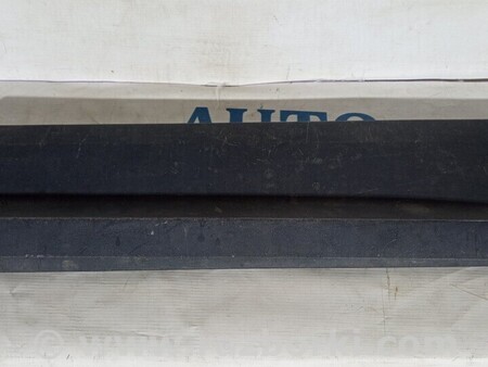 ФОТО Молдинг двері задньої лівої для Audi (Ауди) Q2 Киев