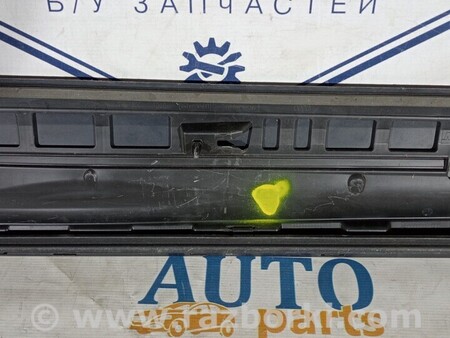 ФОТО Молдинг двері задньої лівої для Audi (Ауди) Q2 Киев