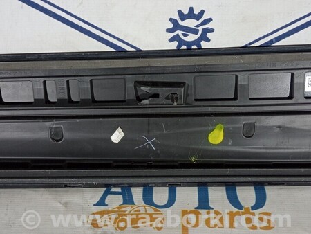 ФОТО Молдинг двері задньої правої для Audi (Ауди) Q2 Киев