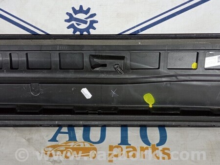 ФОТО Молдинг двері задньої правої для Audi (Ауди) Q2 Киев