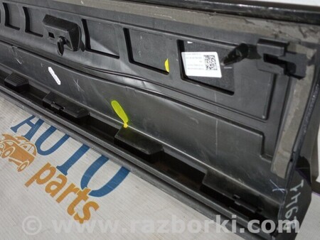 ФОТО Молдинг двері задньої правої для Audi (Ауди) Q2 Киев