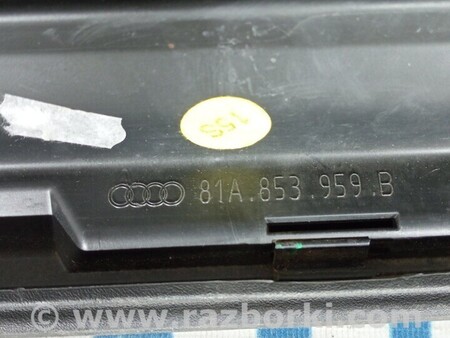 ФОТО Молдинг двері передньої лівої для Audi (Ауди) Q2 Киев