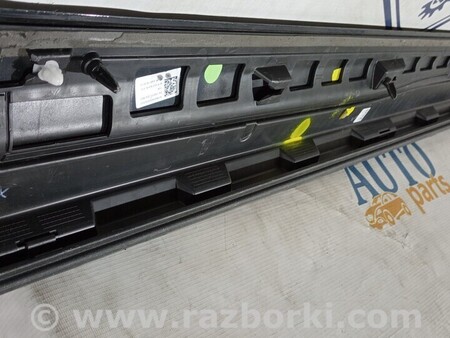 ФОТО Молдинг двері передньої лівої для Audi (Ауди) Q2 Киев