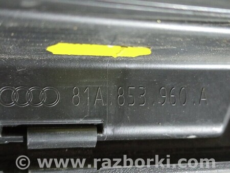 ФОТО Молдинг двері передньої лівої нижній для Audi (Ауди) Q2 Киев