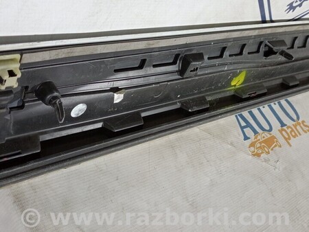 ФОТО Молдинг двері передньої лівої нижній для Audi (Ауди) Q2 Киев