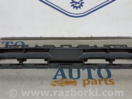 ФОТО Підсилювач решітки бампера переднього для Audi (Ауди) Q2 Киев