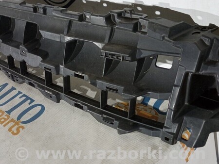 ФОТО Підсилювач решітки бампера переднього для Audi (Ауди) Q2 Киев