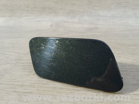 ФОТО Права заглушка переднього бампера омивача скла фари для Audi (Ауди) Q2 Киев