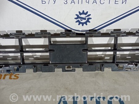 ФОТО Решітка бампера переднього для Audi (Ауди) Q2 Киев