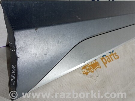 ФОТО Молдинг двері задньої правої для Audi (Ауди) Q3 8U, 8UB (06.2011-03.2019) Киев