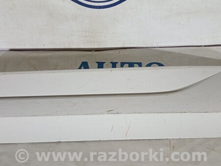 ФОТО Молдинг двері задньої правої для Audi (Ауди) Q3 8U, 8UB (06.2011-03.2019) Киев