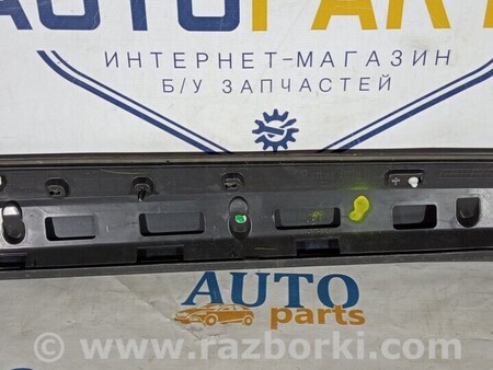 ФОТО Молдинг двері передньої лівої для Audi (Ауди) Q3 8U, 8UB (06.2011-03.2019) Киев