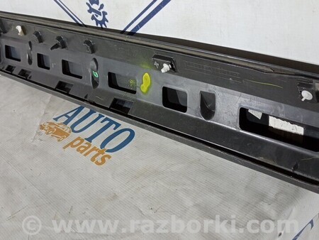 ФОТО Молдинг двері передньої лівої для Audi (Ауди) Q3 8U, 8UB (06.2011-03.2019) Киев