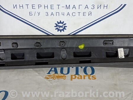 ФОТО Молдинг двері передньої лівої для Audi (Ауди) Q3 8U, 8UB (06.2011-03.2019) Киев