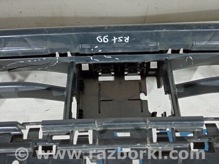 ФОТО Решетка бампера переднего нижняя для Audi (Ауди) Q3 8U, 8UB (06.2011-03.2019) Киев