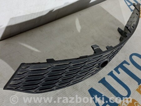 ФОТО Решітка бампера переднього для Audi (Ауди) Q3 8U, 8UB (06.2011-03.2019) Киев