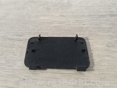 ФОТО Заглушка бампера буксировочного крюка задняя для Audi (Ауди) Q5 8R (04.2008-03.2017) Киев