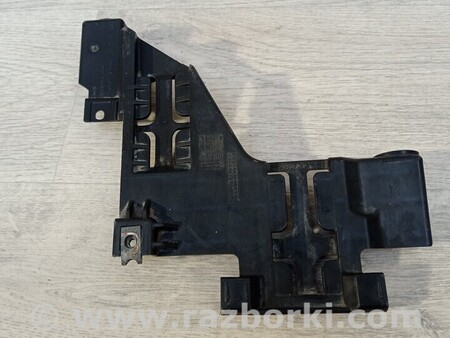 ФОТО Кронштейн крепления фары передней правой для Audi (Ауди) Q5 8R (04.2008-03.2017) Київ