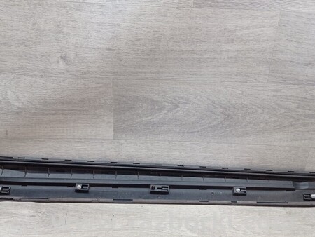 ФОТО Молдинг двери передней правой для Audi (Ауди) Q5 8R (04.2008-03.2017) Київ