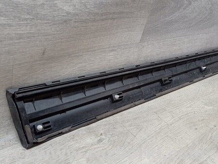 ФОТО Молдинг двери передней правой для Audi (Ауди) Q5 8R (04.2008-03.2017) Київ