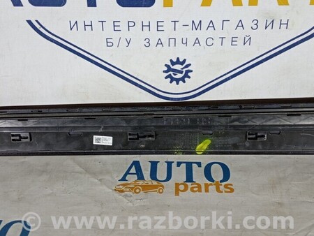 ФОТО Молдинг двері передній лівий для Audi (Ауди) Q5 8R (04.2008-03.2017) Київ