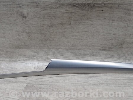 ФОТО Молдинг карти двери передней правой для Audi (Ауди) Q5 8R (04.2008-03.2017) Киев