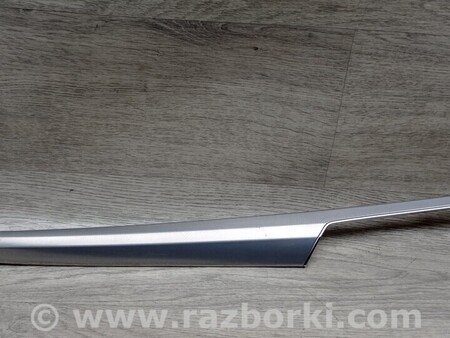 ФОТО Молдинг карти двери передней правой для Audi (Ауди) Q5 8R (04.2008-03.2017) Киев