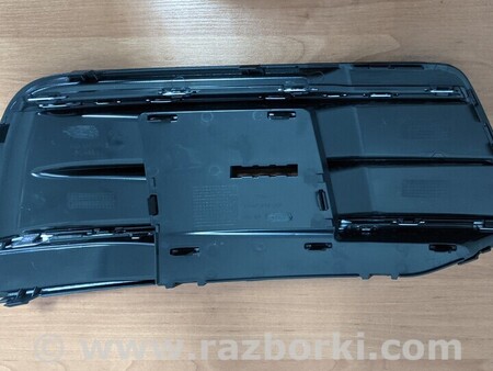ФОТО Накладка ліва для Audi (Ауди) Q5 8R (04.2008-03.2017) Київ