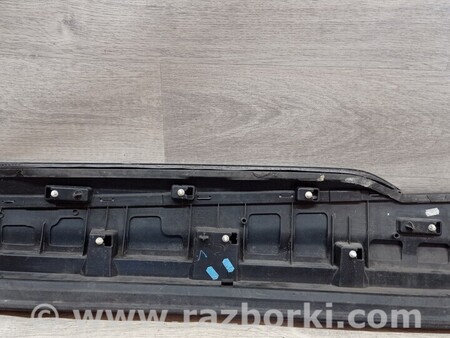 ФОТО Молдинг двери задней правой для Audi (Ауди) Q7 4M (03.2015-...) Киев