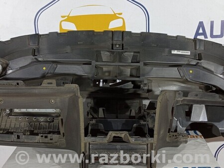 ФОТО Торпедо консоль для Audi (Ауди) Q7 4M (03.2015-...) Киев