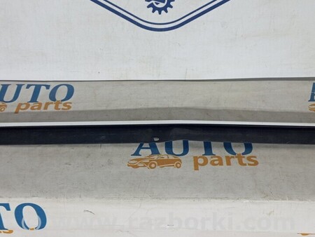 ФОТО Ущільнювач скла дверей задньої правої для Audi (Ауди) Q7 4M (03.2015-...) Киев