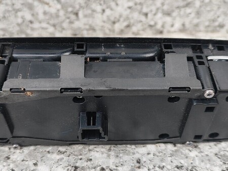 ФОТО Блок Управління склопідйомниками Передній лівий для Infiniti QX30 Киев