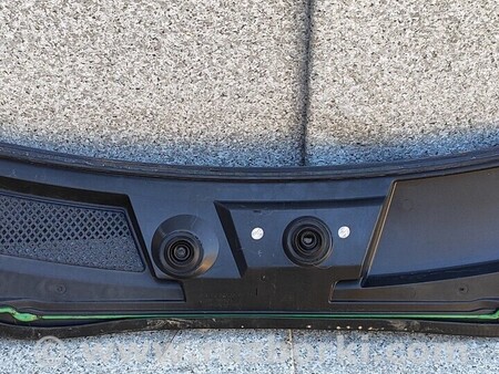 ФОТО Жабо накладка під лобове скло для Infiniti QX30 Киев