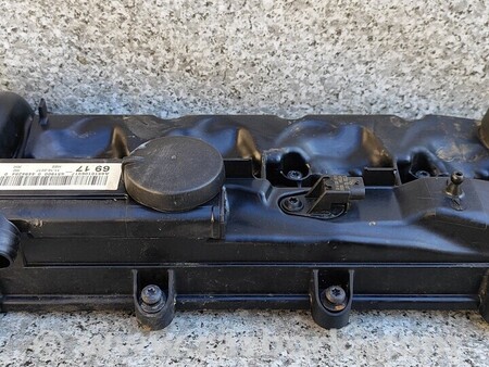 ФОТО Клапана Клапанная кришка для Infiniti QX30 Киев