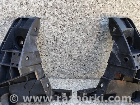 ФОТО Кронштейн бампера задній кріплення лівий або правий для Infiniti QX30 Киев